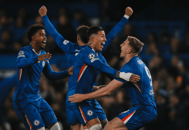 Estevao Shines as Chelsea Dismantle 10-Man Barcelona 3-0