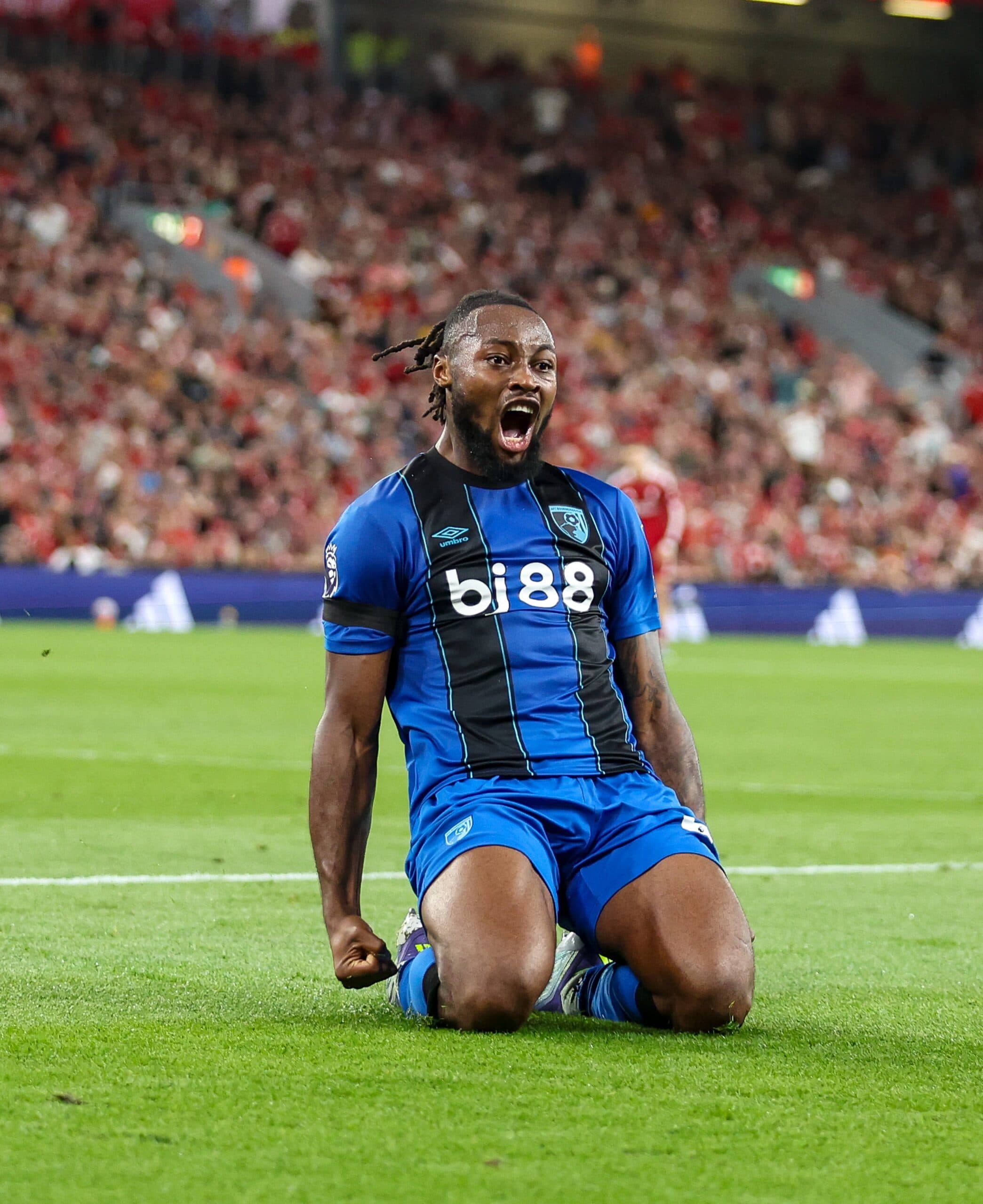 Semenyo Issues 48-Hour Ultimatum as Man City Leads £65m Chase