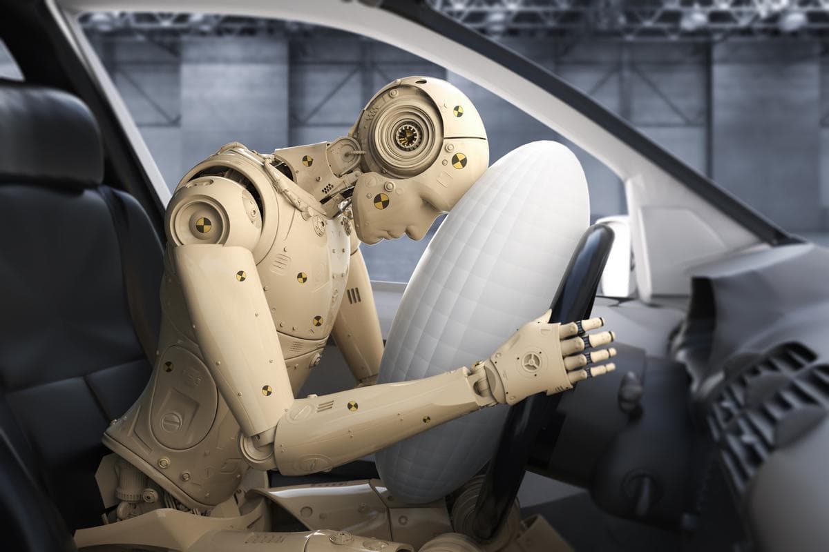 Decoding Car Safety: A Guide to Seatbelts, Airbags, and Crash Ratings