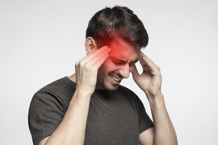 Doctors Warn: Persistent Headaches May Signal More Than Stress