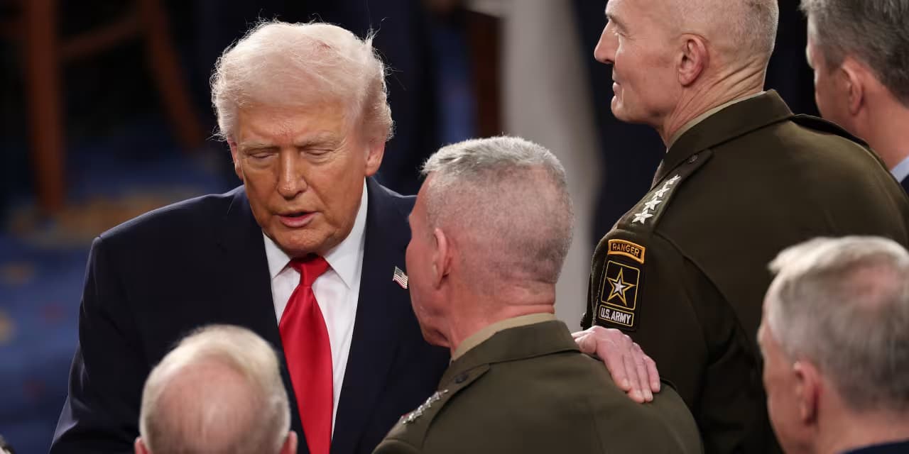 Any chance the Fed cuts rates this year is 'evaporating before our very eyes' as Iran tensions raise oil prices