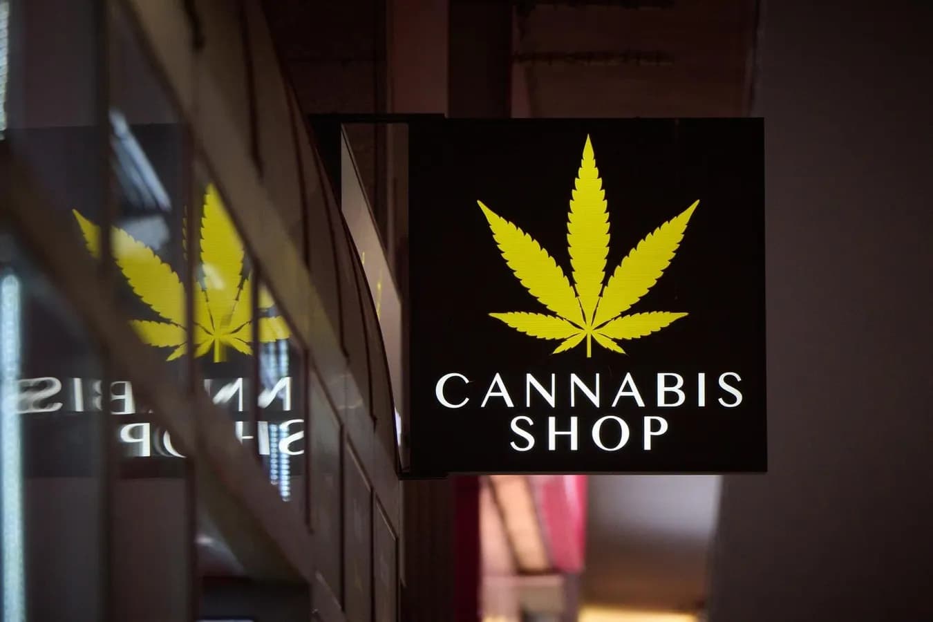 Virginia Lawmakers Advance Bills To Launch Regulated Cannabis Sales