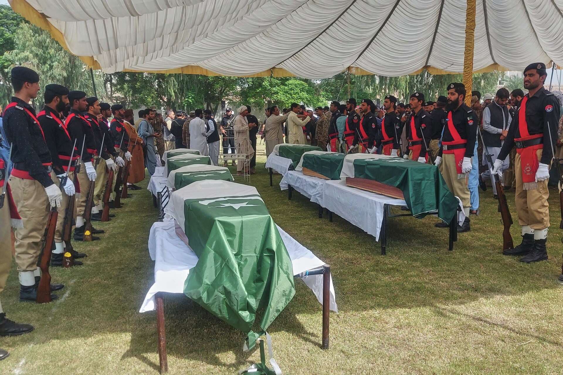 Militant Attack on Police Training Centre Kills Seven Officers in Pakistan