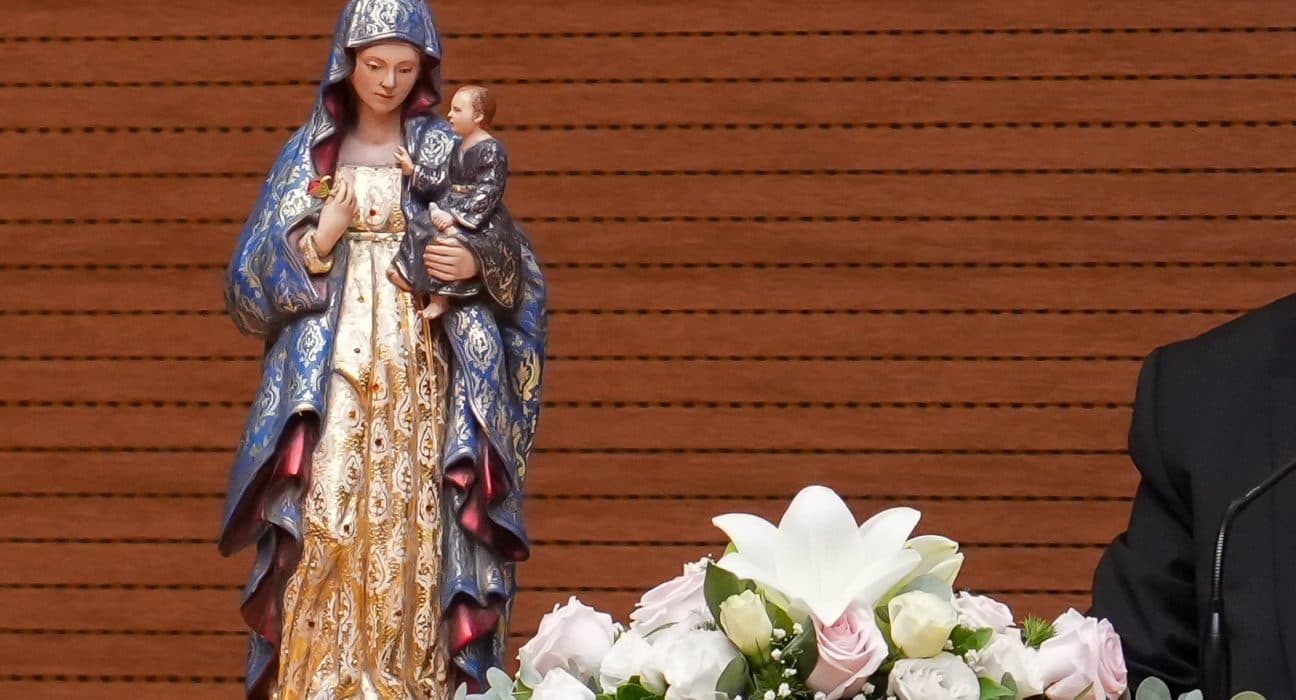 Vatican Clarifies Mary's Role, Reasserts Christ's Primacy