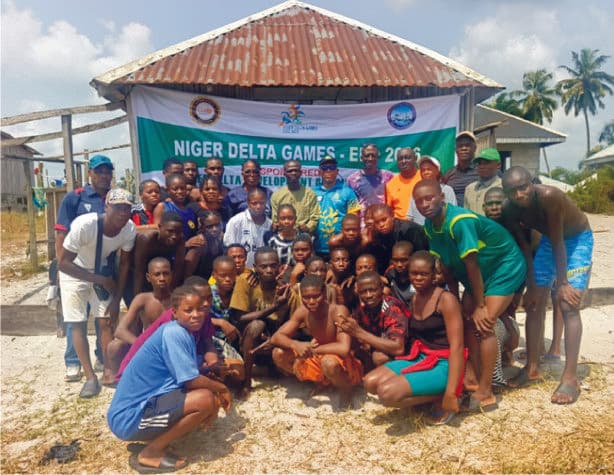 Ondo Waters Churn as 120 Swimmers Chase Glory
