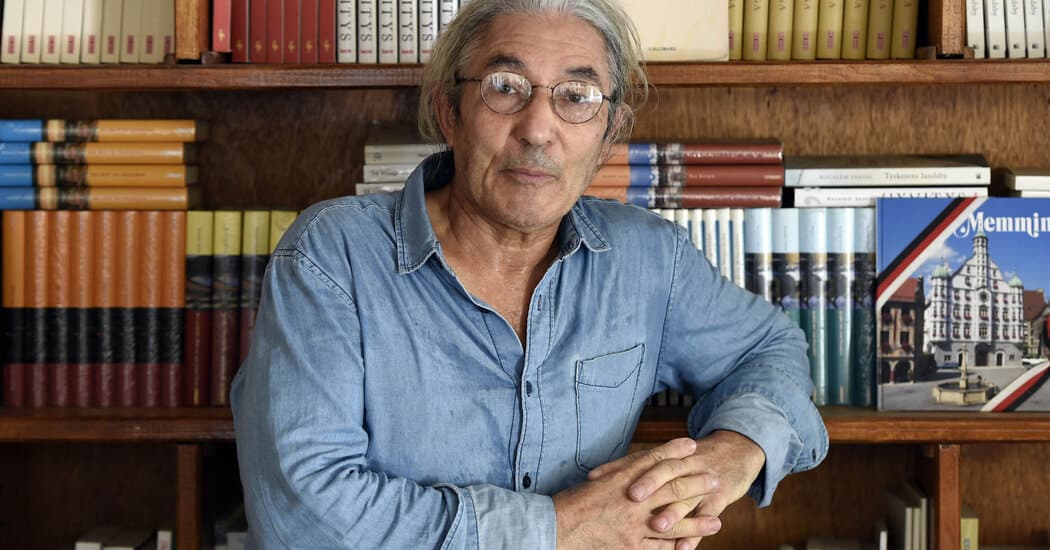 Algeria Frees Novelist Sansal After German Diplomatic Intervention