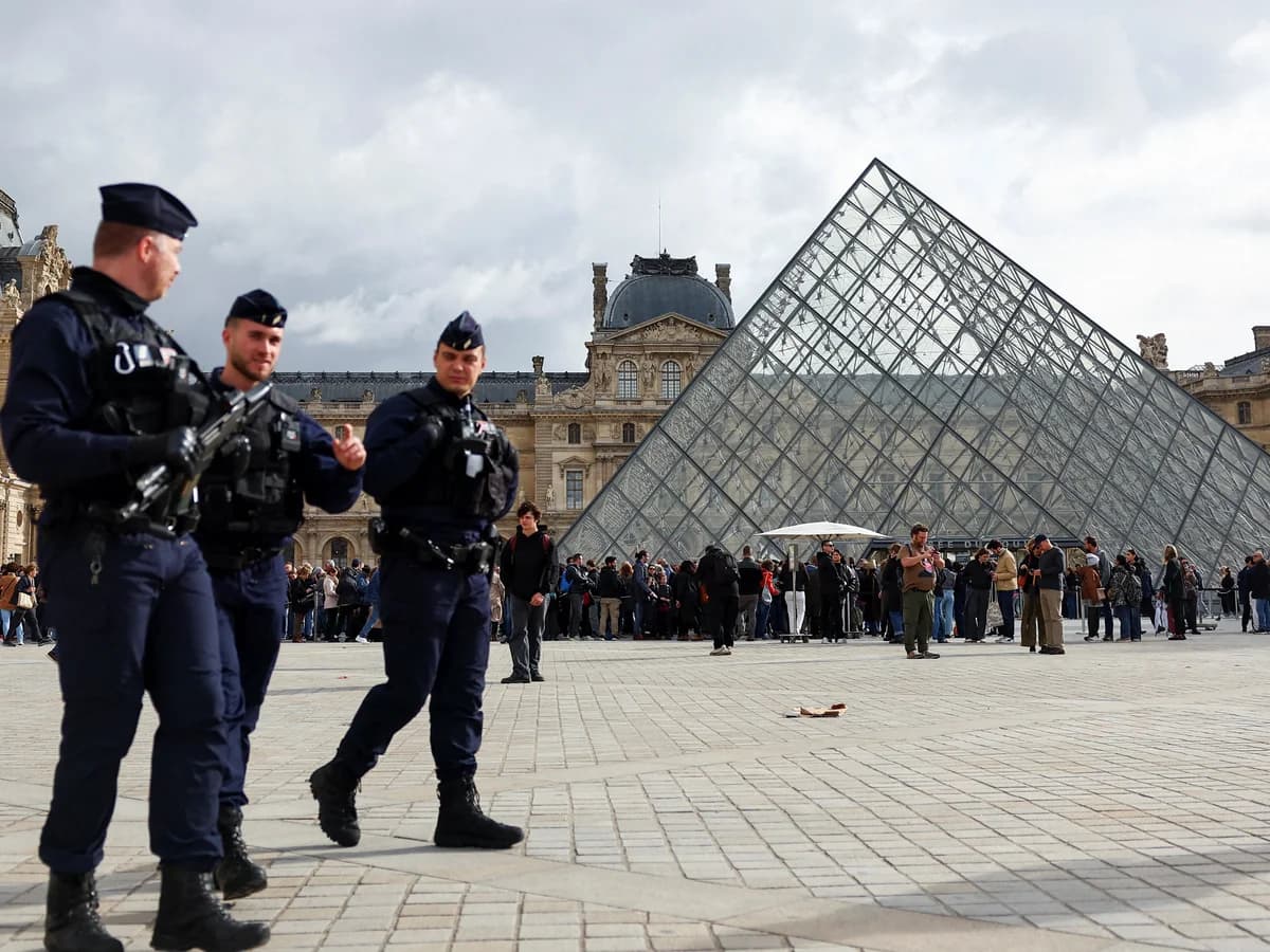 Five More Arrested in Paris Over €88M Louvre Jewel Heist