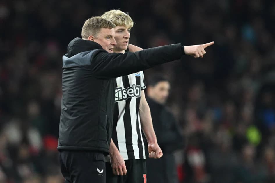Magpies in Crisis: Howe Vows to Resign if He Can’t Fix Newcastle