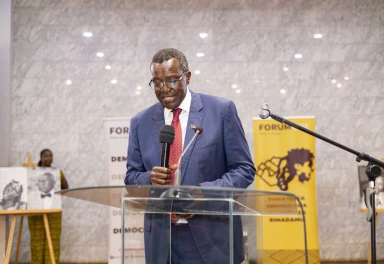 Privatization Law Faces Constitutional Challenge Over Treasury CS Powers