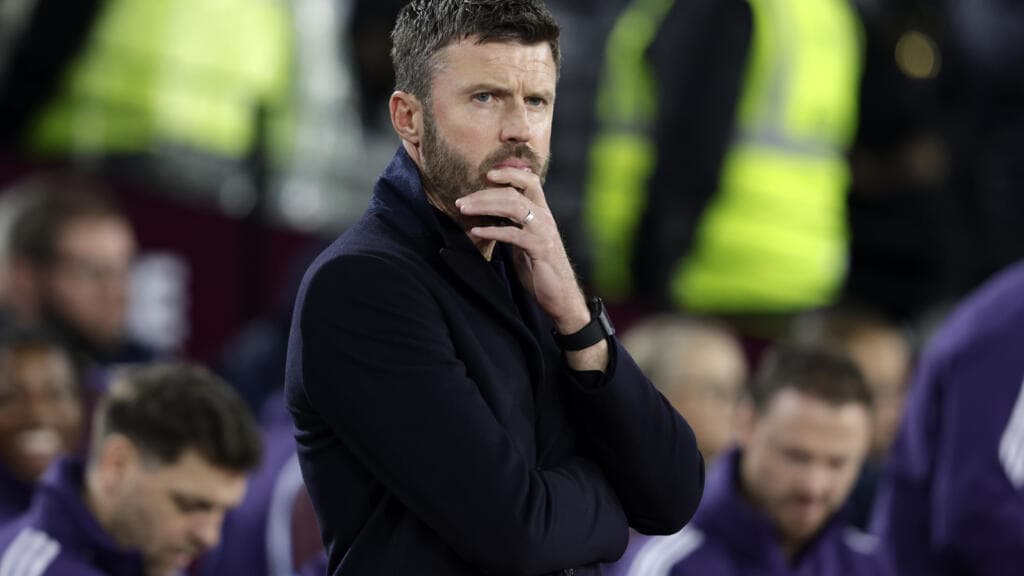 Carrick praises Man Utd 'diversity' after Ratcliffe's immigrant rant