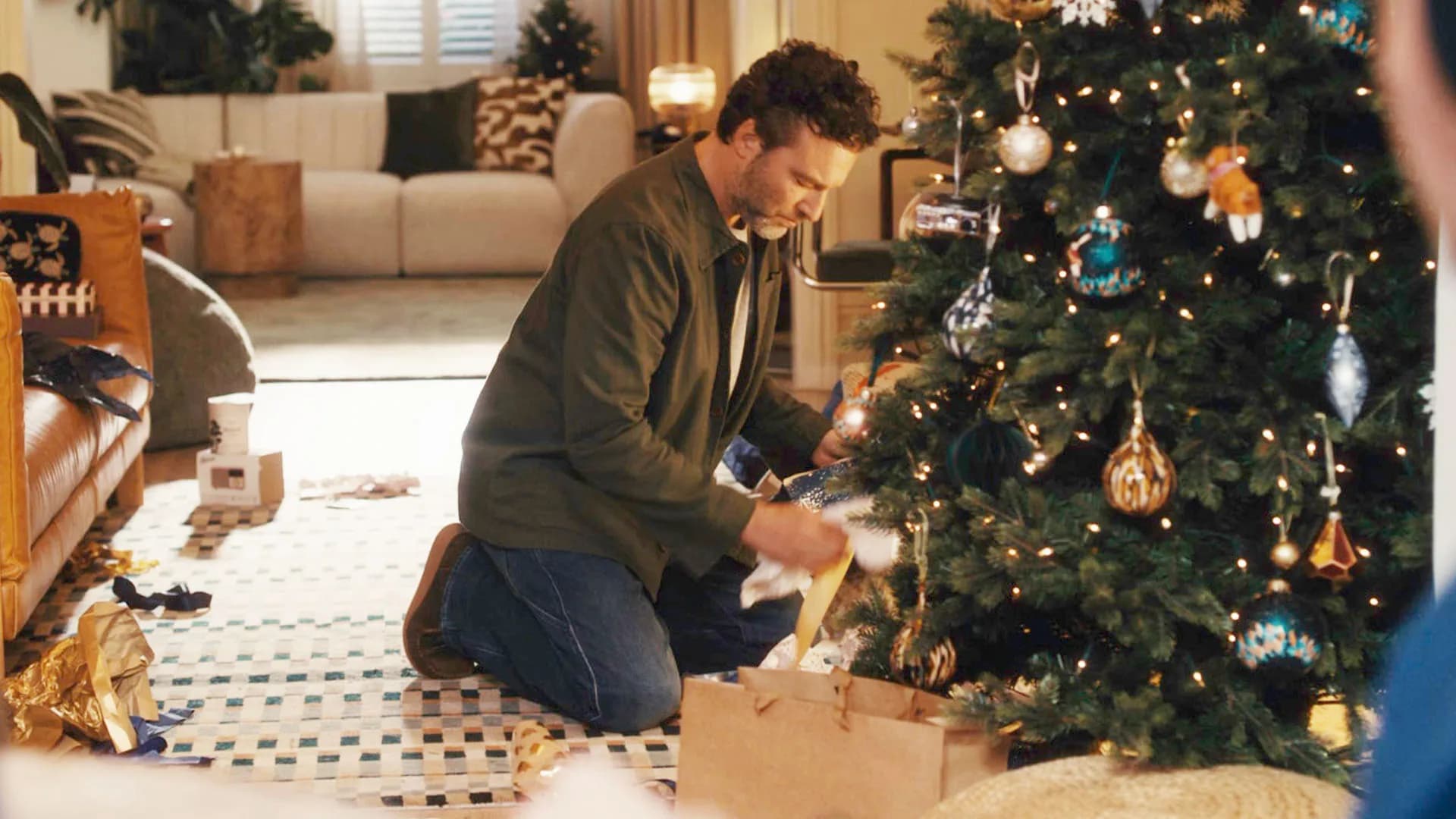 John Lewis Launches 2025 Christmas Ad With 90s Nostalgia