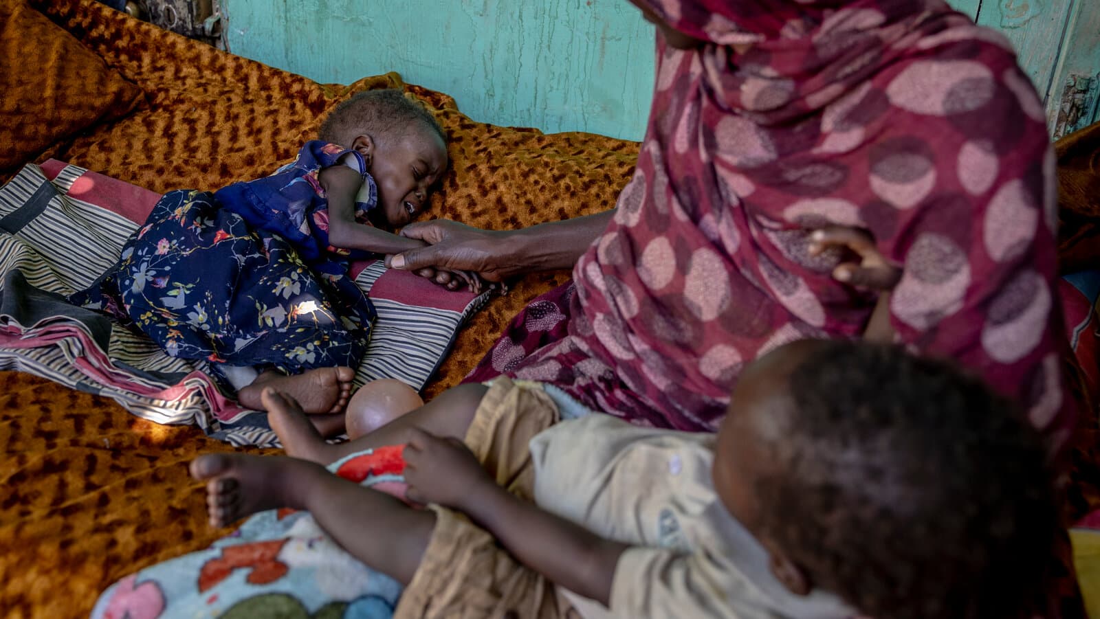 Sudan War: A Mother's Impossible Choice Amidst Worsening Malnutrition Crisis