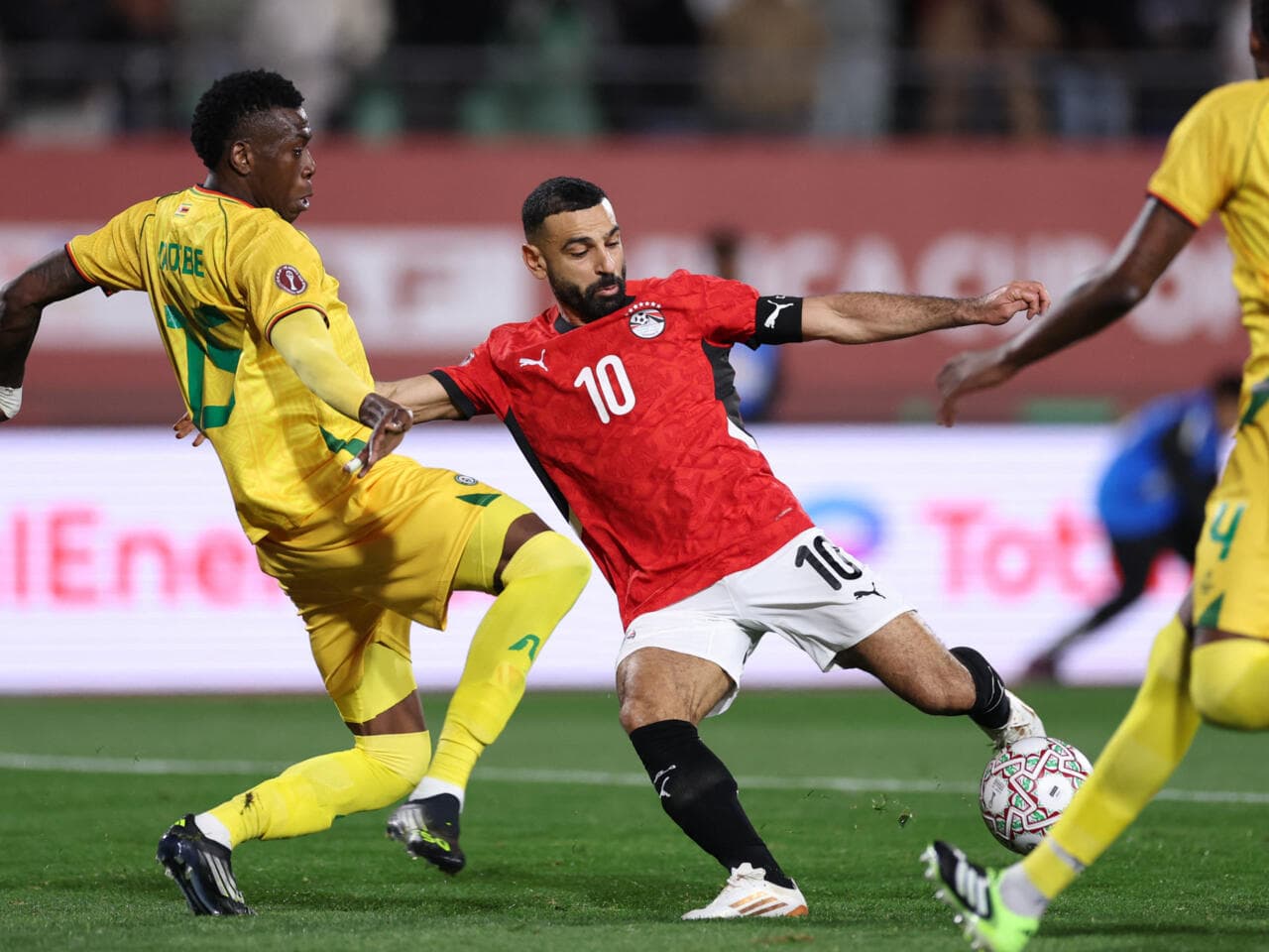 Salah's Last-Gasp Goal Rescues Egypt from Zimbabwe Upset