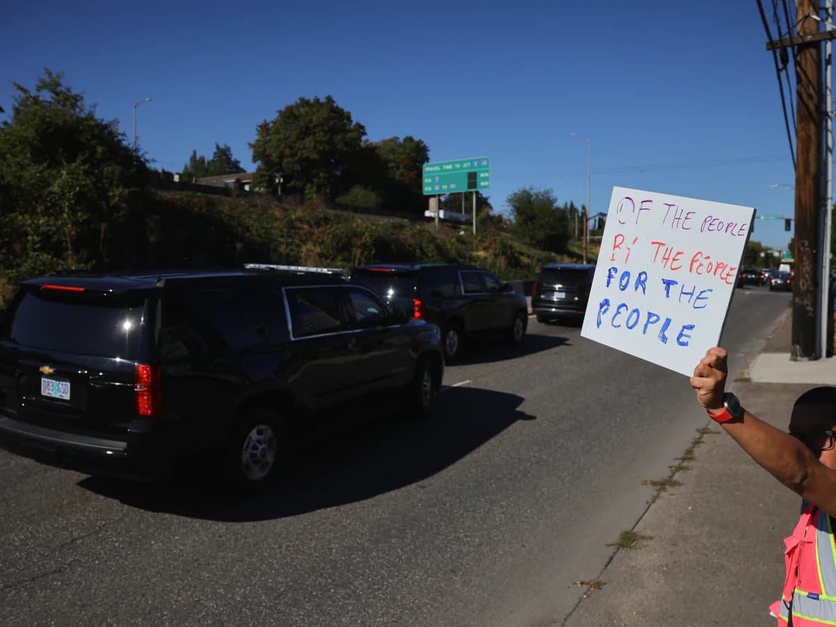 Oregon Governor Rejects 'Insurrection' Claim Amidst DHS Secretary's Visit