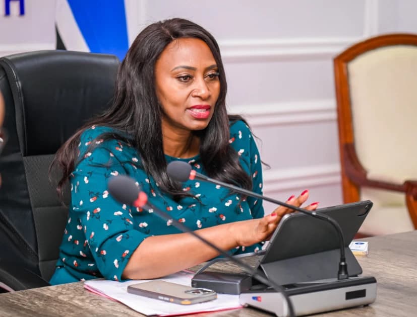 Health Ministry Cracks Down on KNPHI Deputy Director in Lab Row