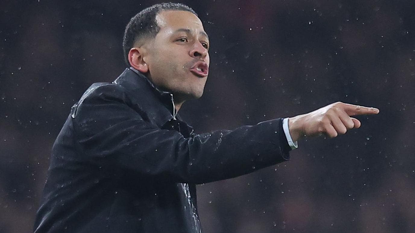 Rosenior Explodes: Chelsea Boss Slams Arsenal Lack of Respect