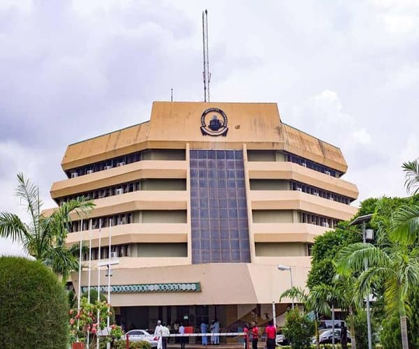 Nigerian Universities Ban Serving Public Officials From Honorary Doctorates