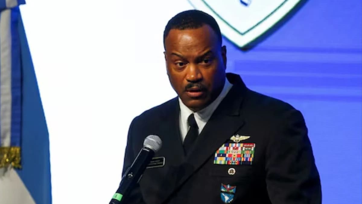 US Admiral to Retire Amid Caribbean Tensions, Venezuela Standoff