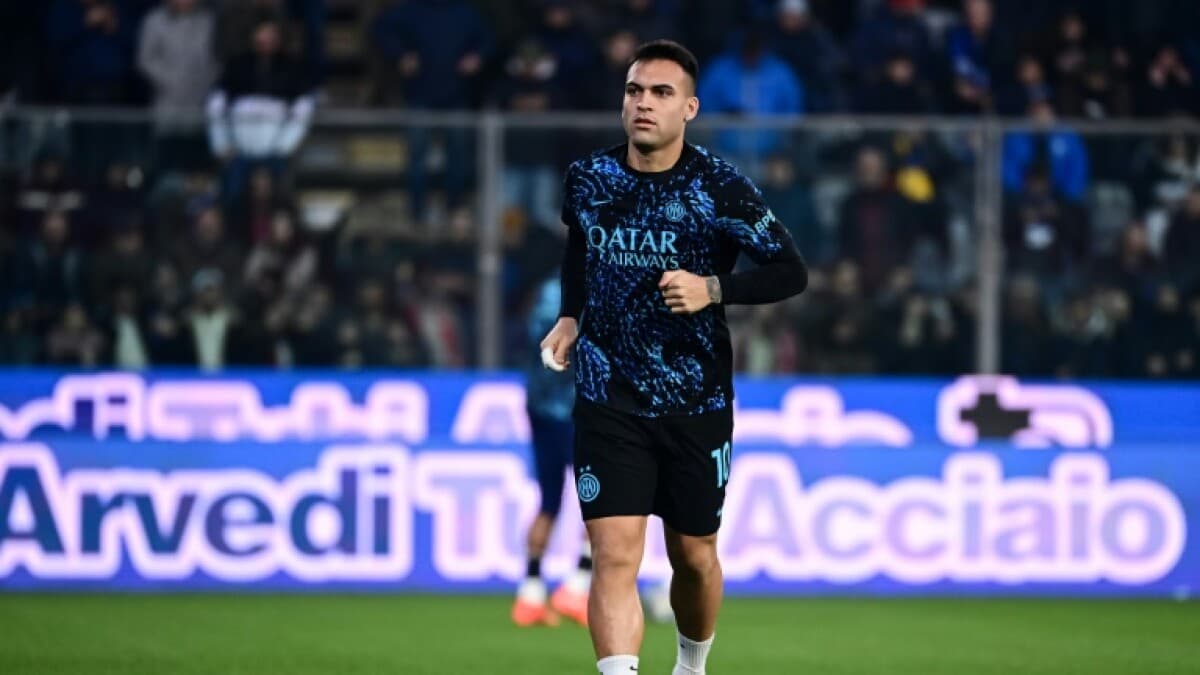 Milan Derby Heat: Inter Closes Gap on Rivals in Scudetto Chase