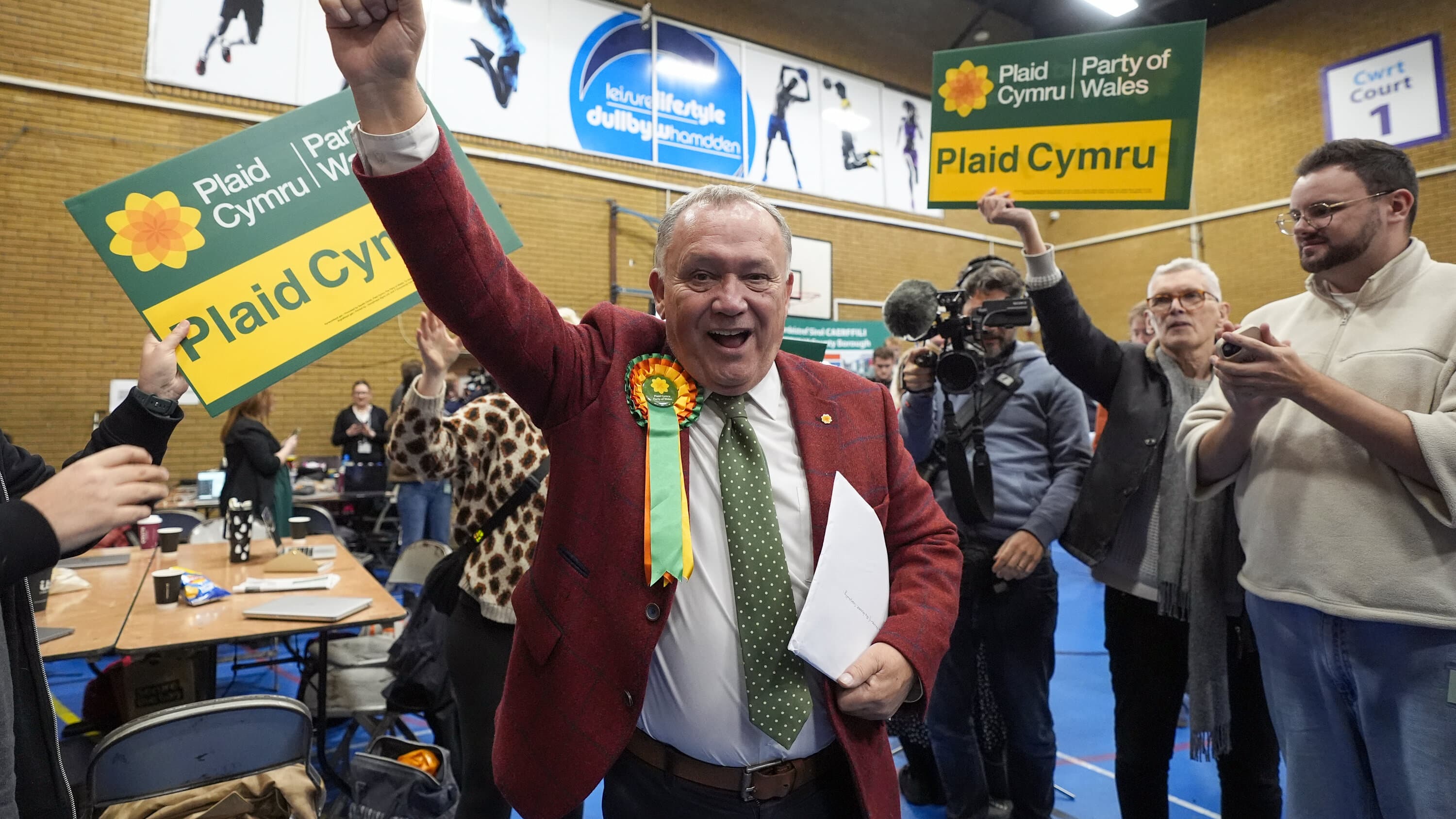 Welsh Nationalists Win Key By-Election, Blocking Populist Right