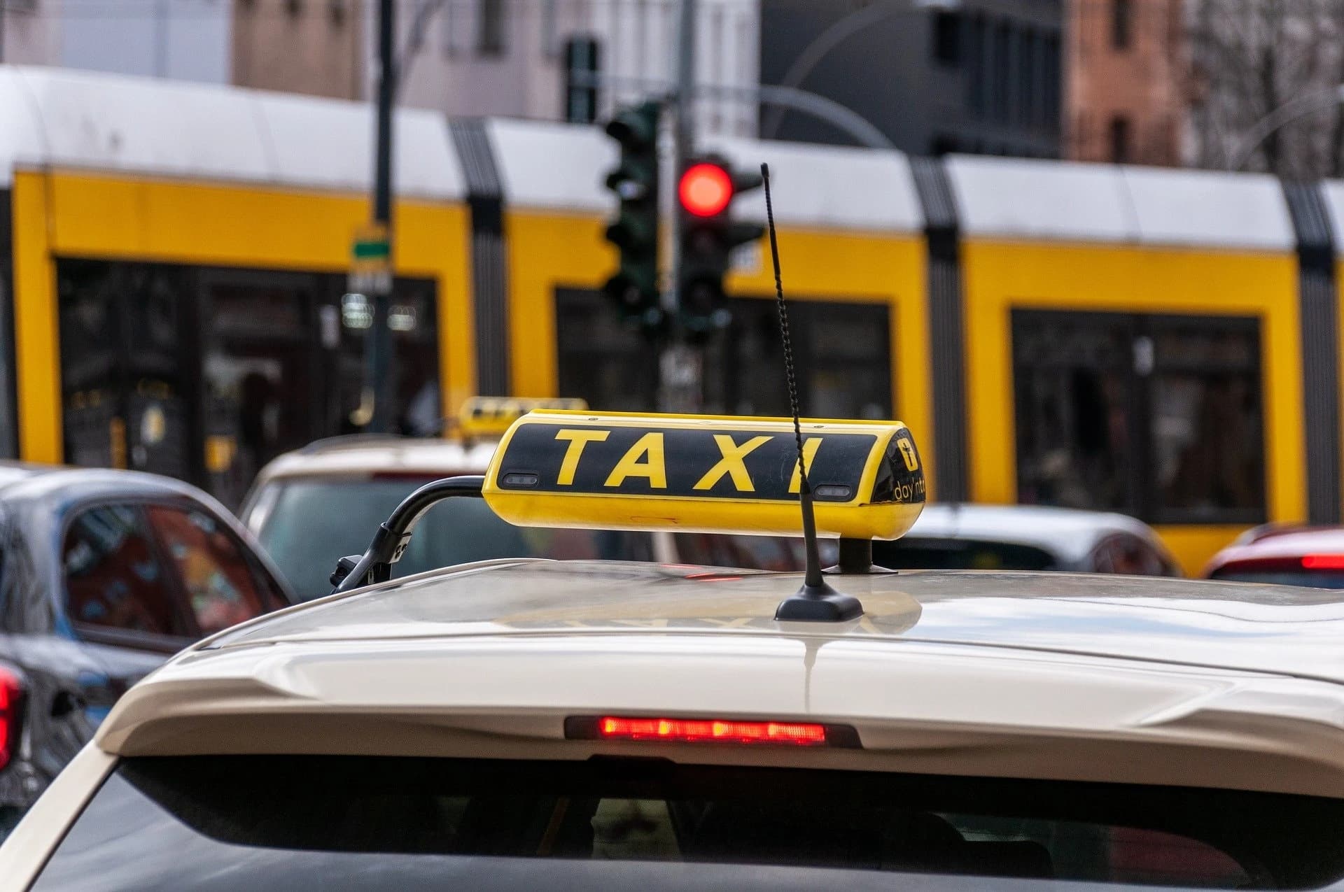 Government Orders Taxi Apps to Hike Fares by 50%