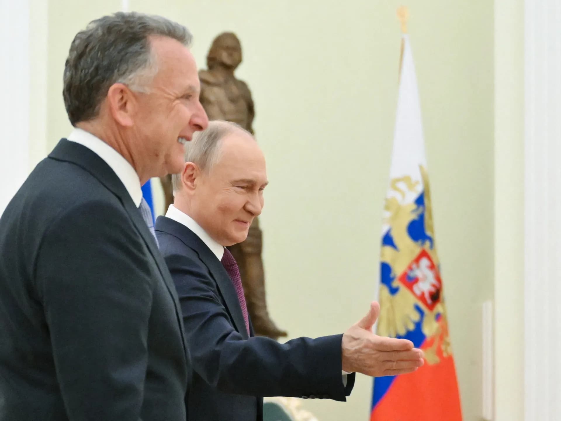 Trump Shelves Putin Talks Amid Ukraine Peace Plan Disagreements