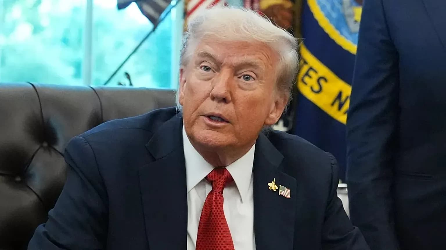 Trump Considers Sending Tomahawk Missiles to Ukraine, Raising Global Concerns