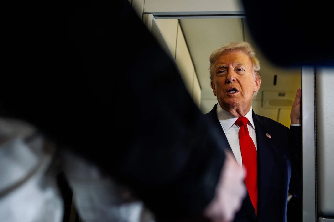 Trump Denies Venezuela War Plans Amid Deadly US Caribbean Strikes