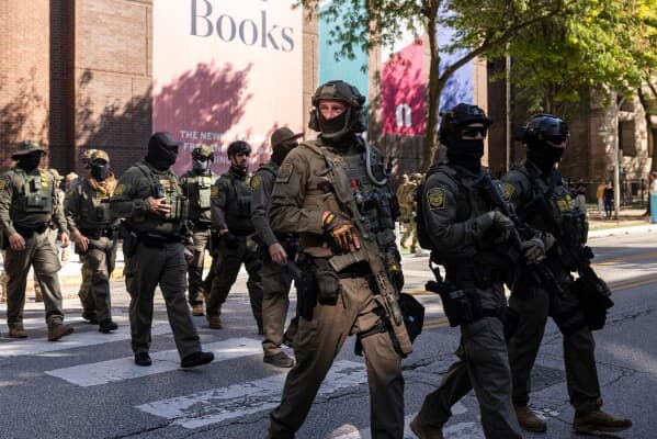 US National Guard Deploys to Chicago Amidst Immigration Crackdown