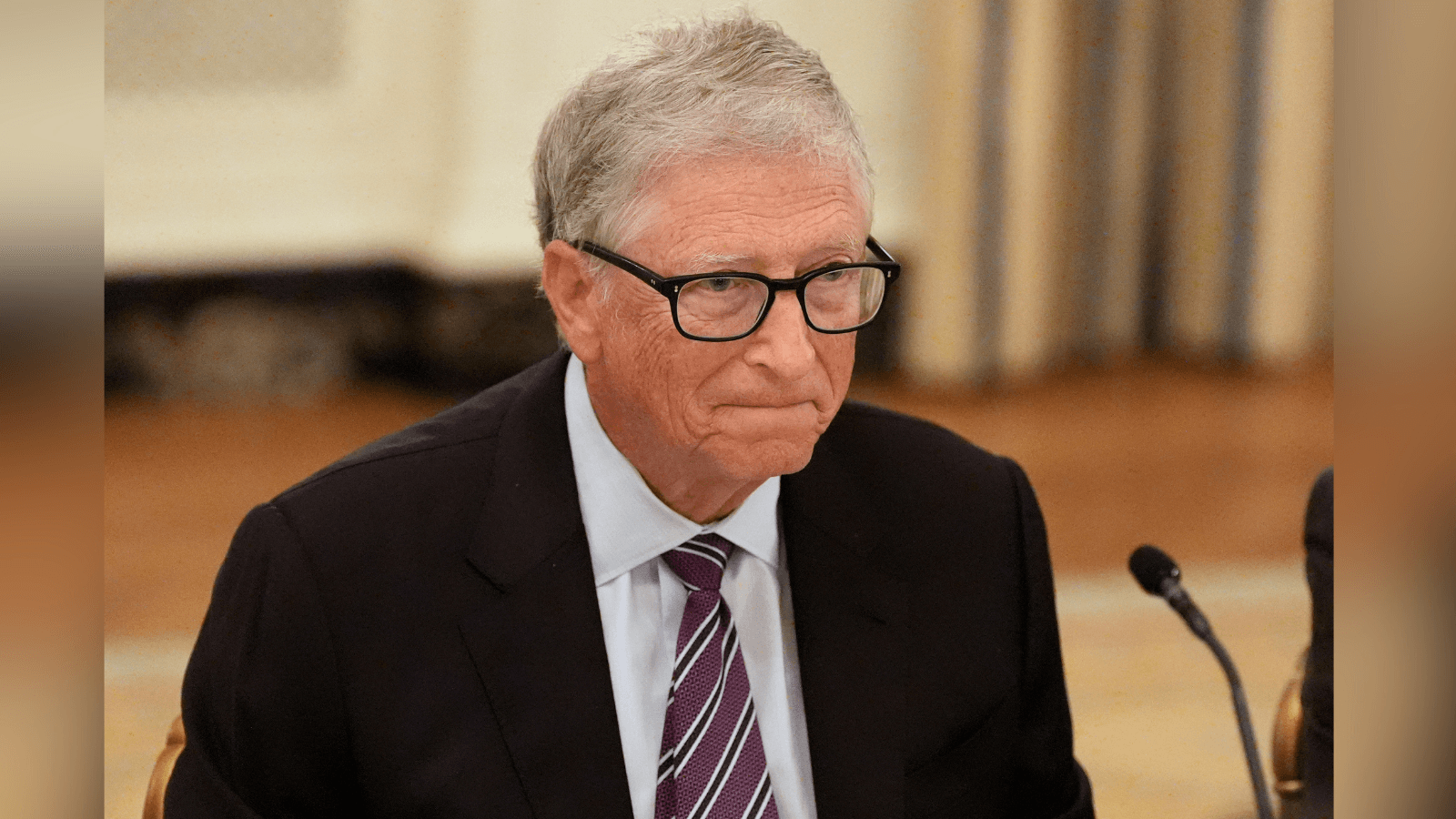 Bill Gates admits affairs and apologizes for Epstein connections