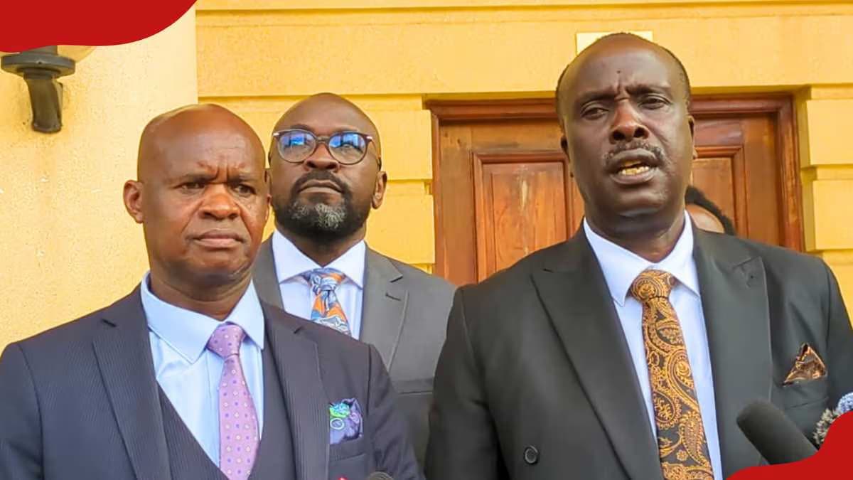 Mundigi Fights for Political Life After Expulsion