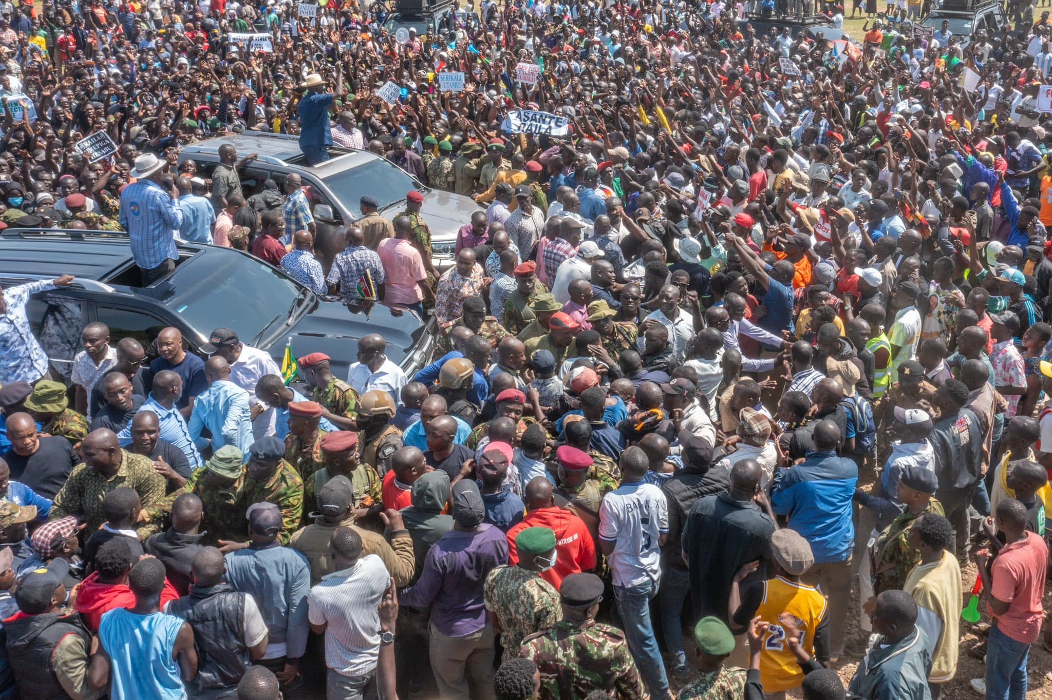 Police Crackdown on Illegal Phone "Flashing" for Devices Bought on Credit, Warn Public