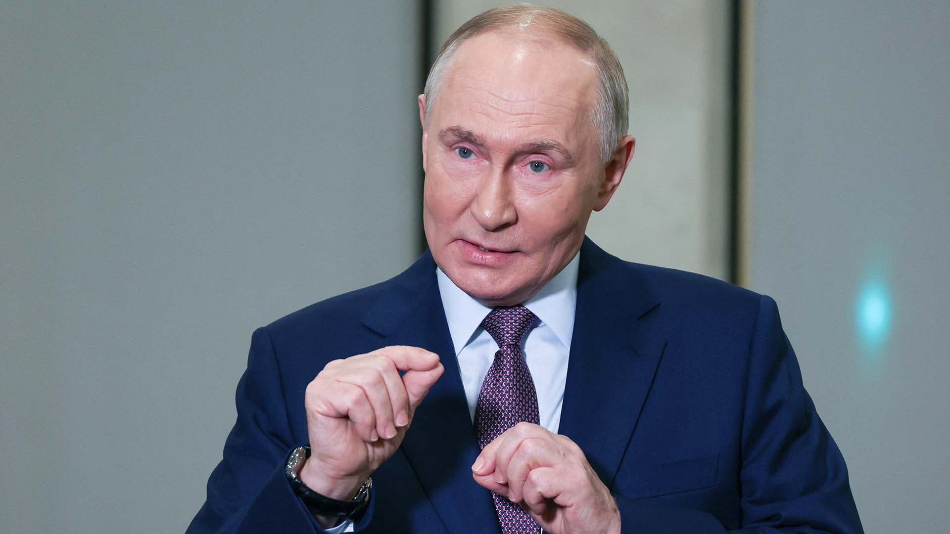 Putin Defiant as New US Sanctions on Russian Oil Giants Threaten Global Price Stability