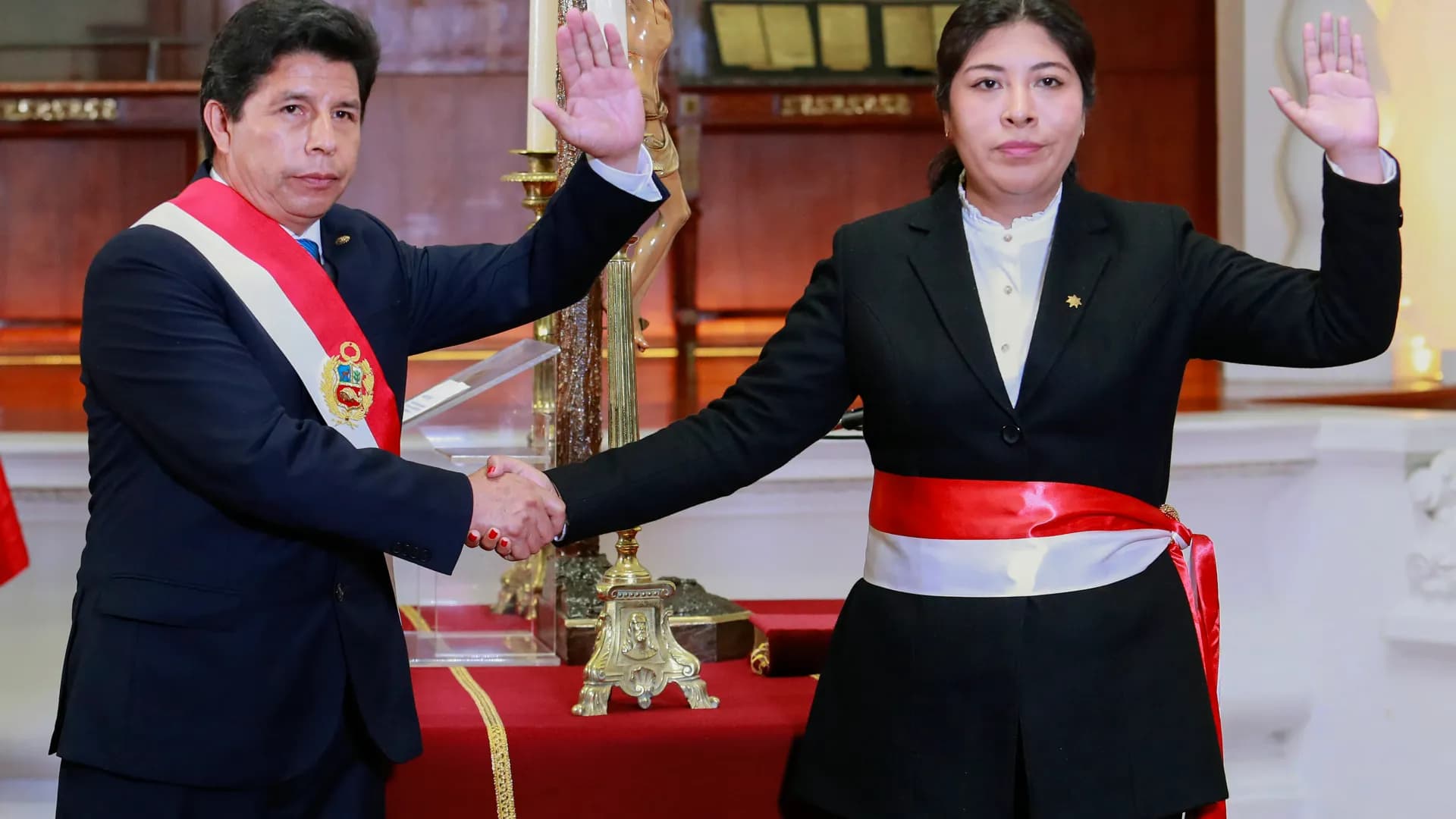 Peru Cuts Diplomatic Ties With Mexico Over Asylum for Ex-Premier