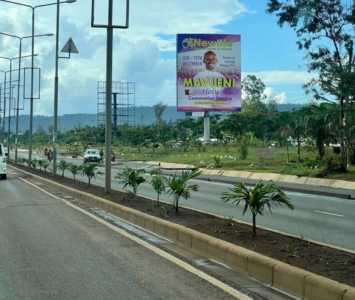 The Great Billboard Purge: KeNHA Orders Cleanup of JKIA-James Gichuru Expressway