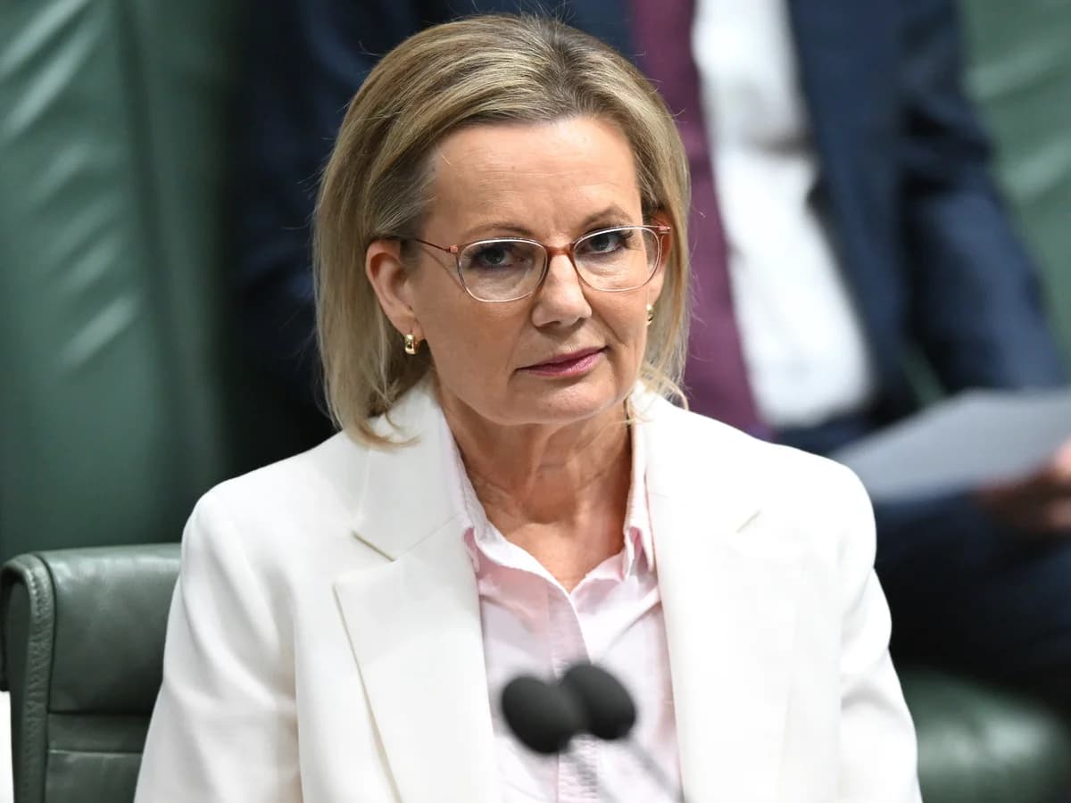 Australian Liberals Face Internal Crisis Over Net Zero Pledge