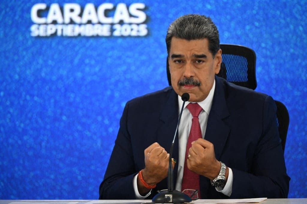 Maduro Accuses US of 'Fabricating War' Amid Naval Buildup