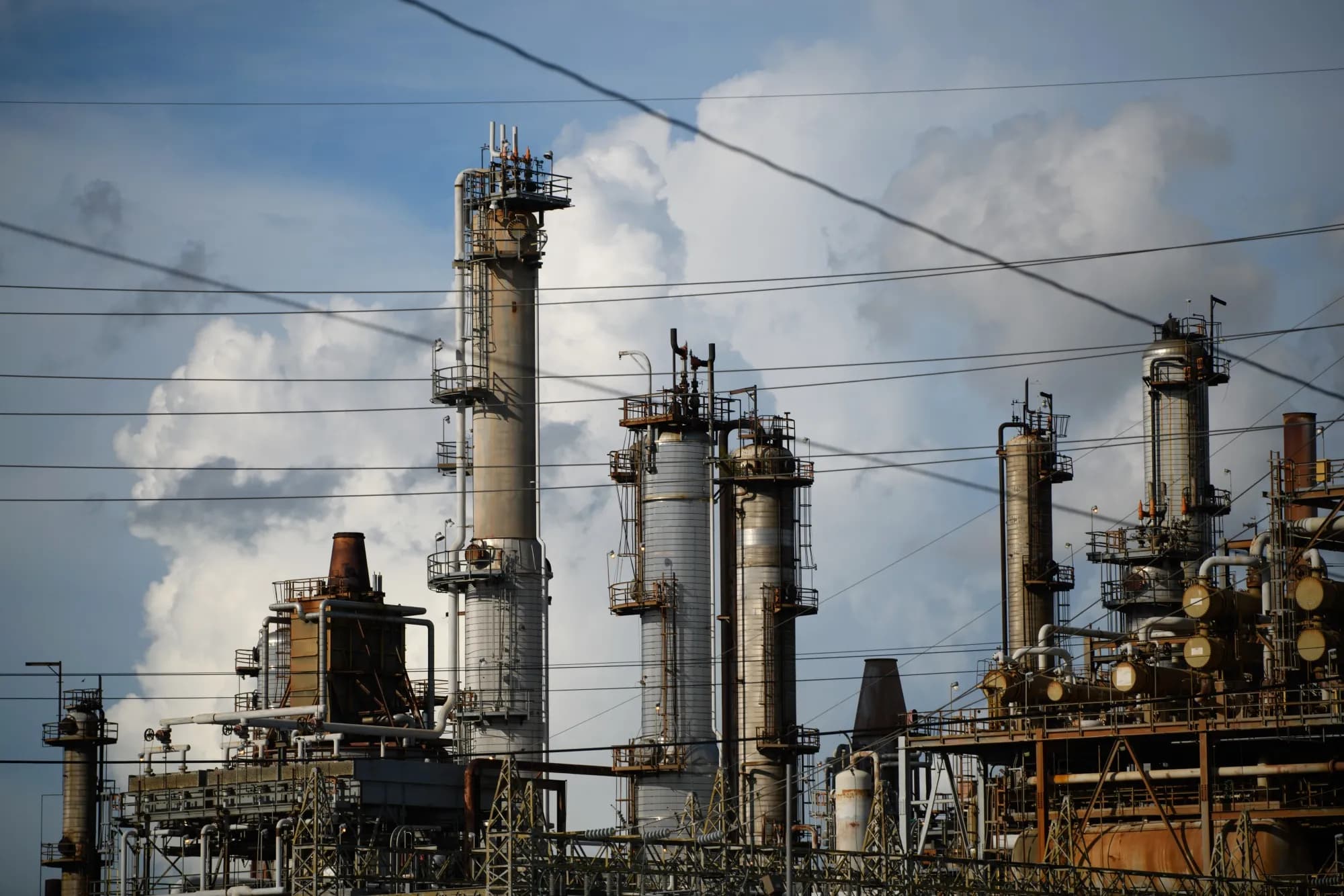 Kenya to Auction 10 Oil Blocks in First Licensing Round in Six Years