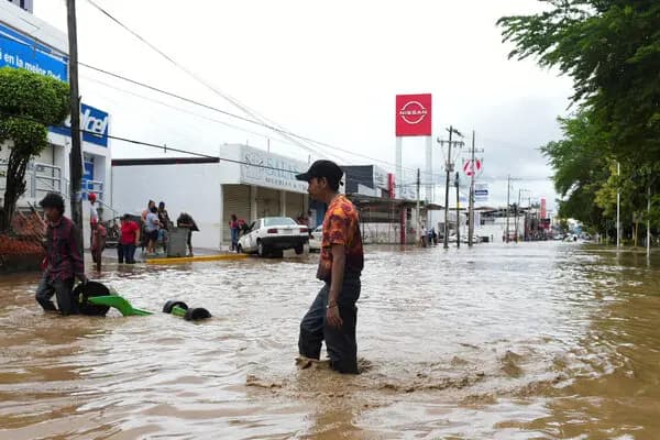 Mexico Floods Kill Dozens, Damage Homes and Hospitals Amid Heavy Rains