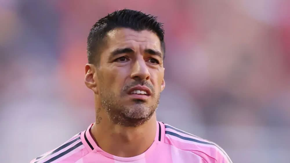 Suarez Commits to One More Year in Miami